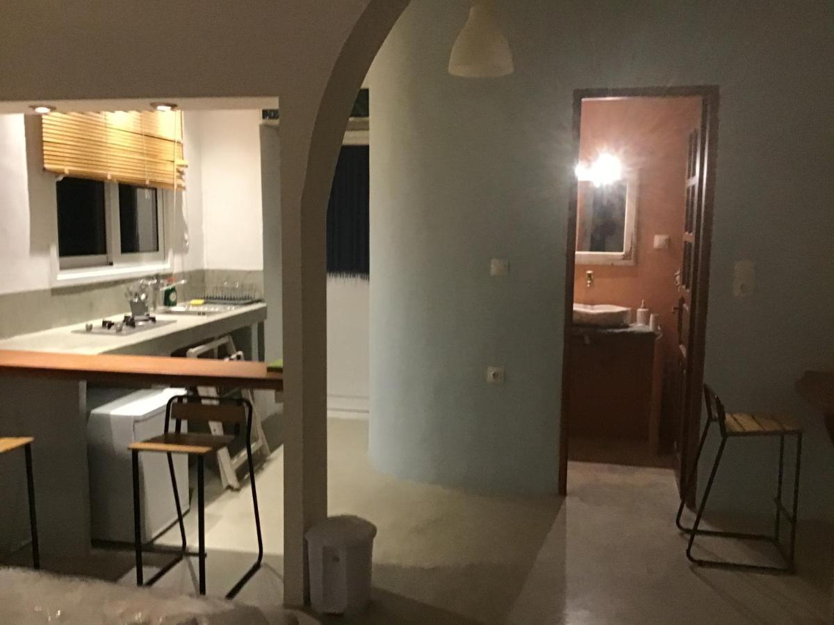 Pansion Andreas Apartamento Tínos Exterior foto