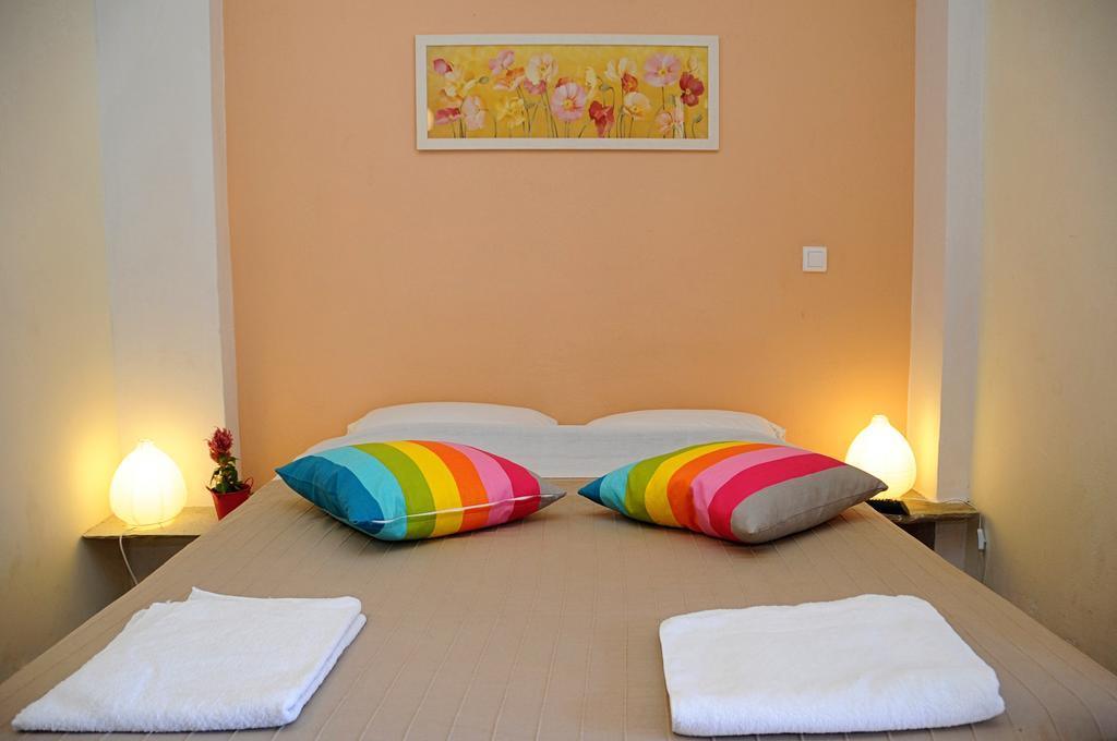 Pansion Andreas Apartamento Tínos Quarto foto